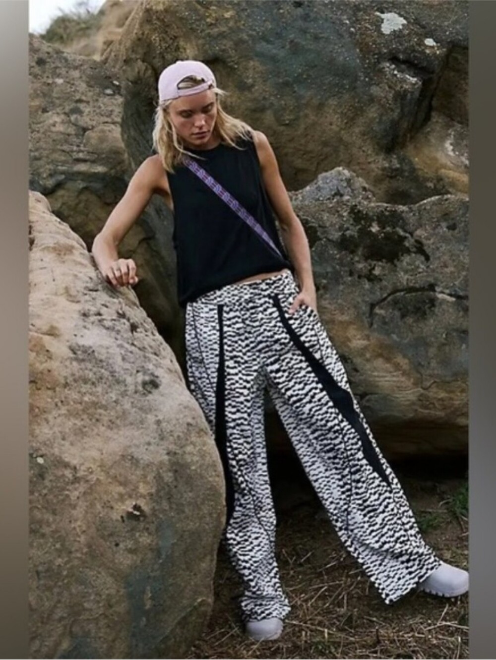 Free People Movement Jogger Black And White Large - Picture 2 of 7